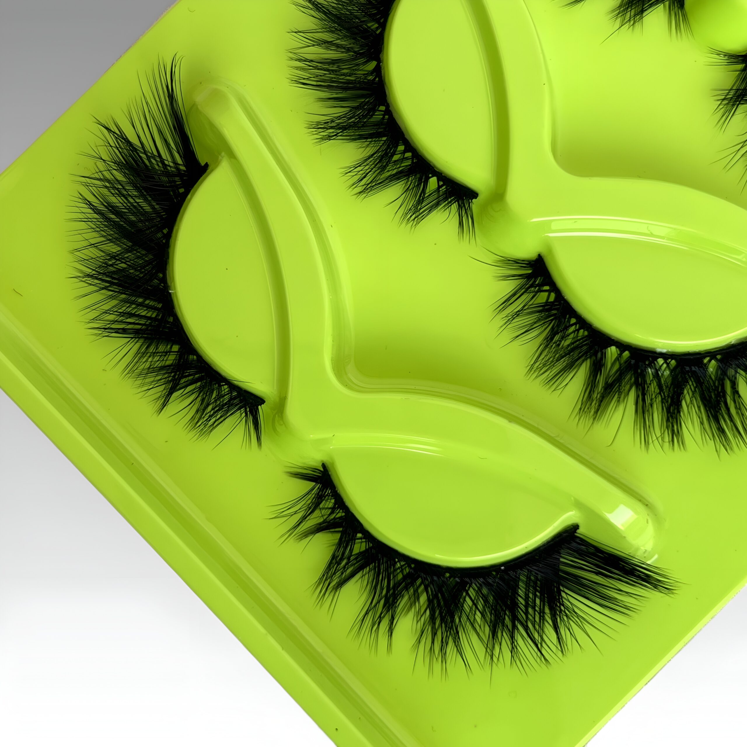 پالت مژه کد 075